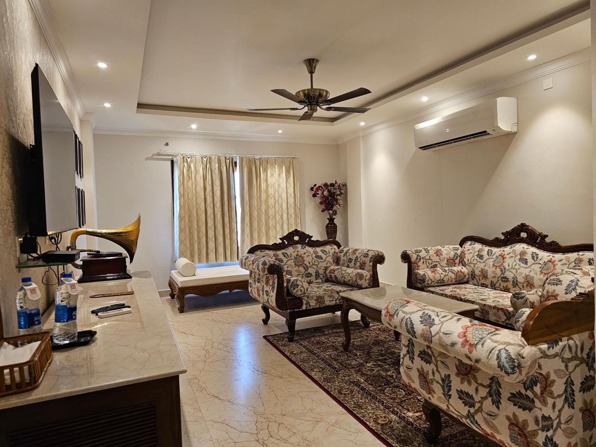 The Creek Boutique Resort & Spa Bolpur Bagian luar foto